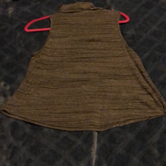 Top - Picture 3 of 3